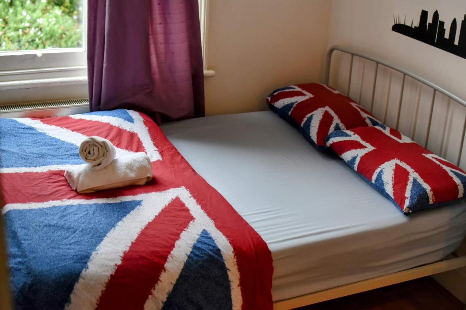 Saint James Backpackers Londra Esterno foto