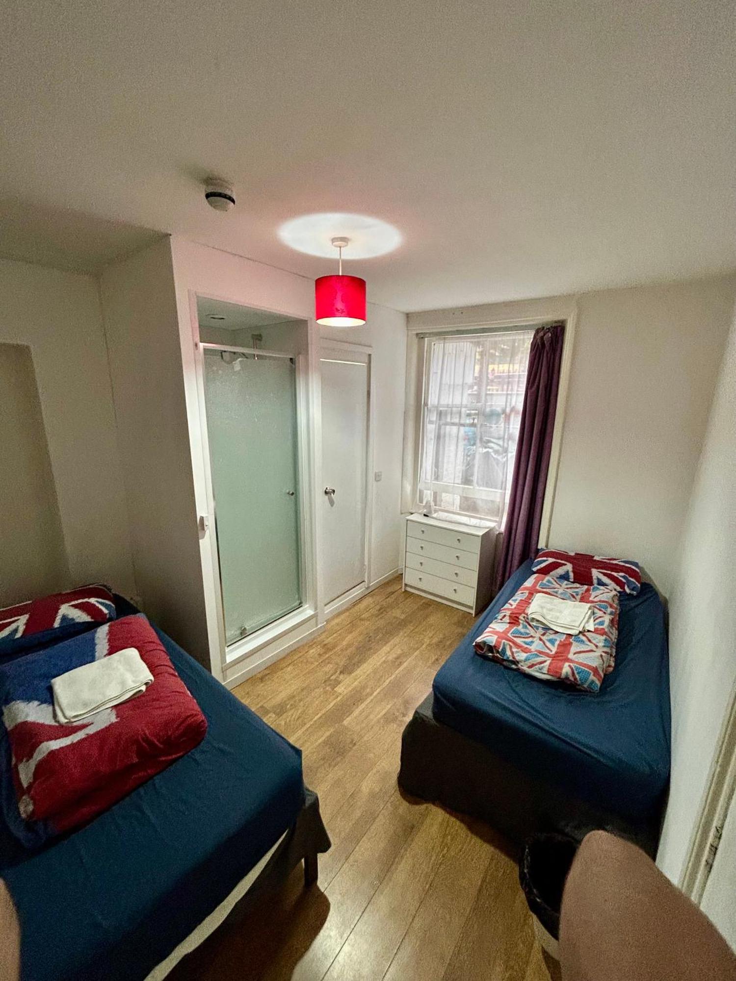 Saint James Backpackers Londra Esterno foto