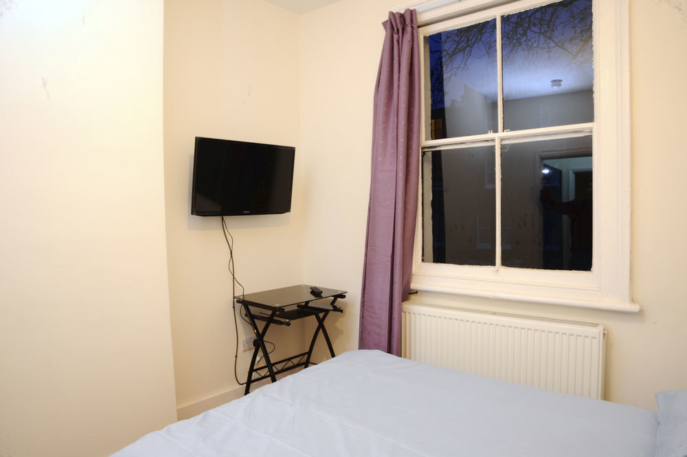 Saint James Backpackers Londra Esterno foto