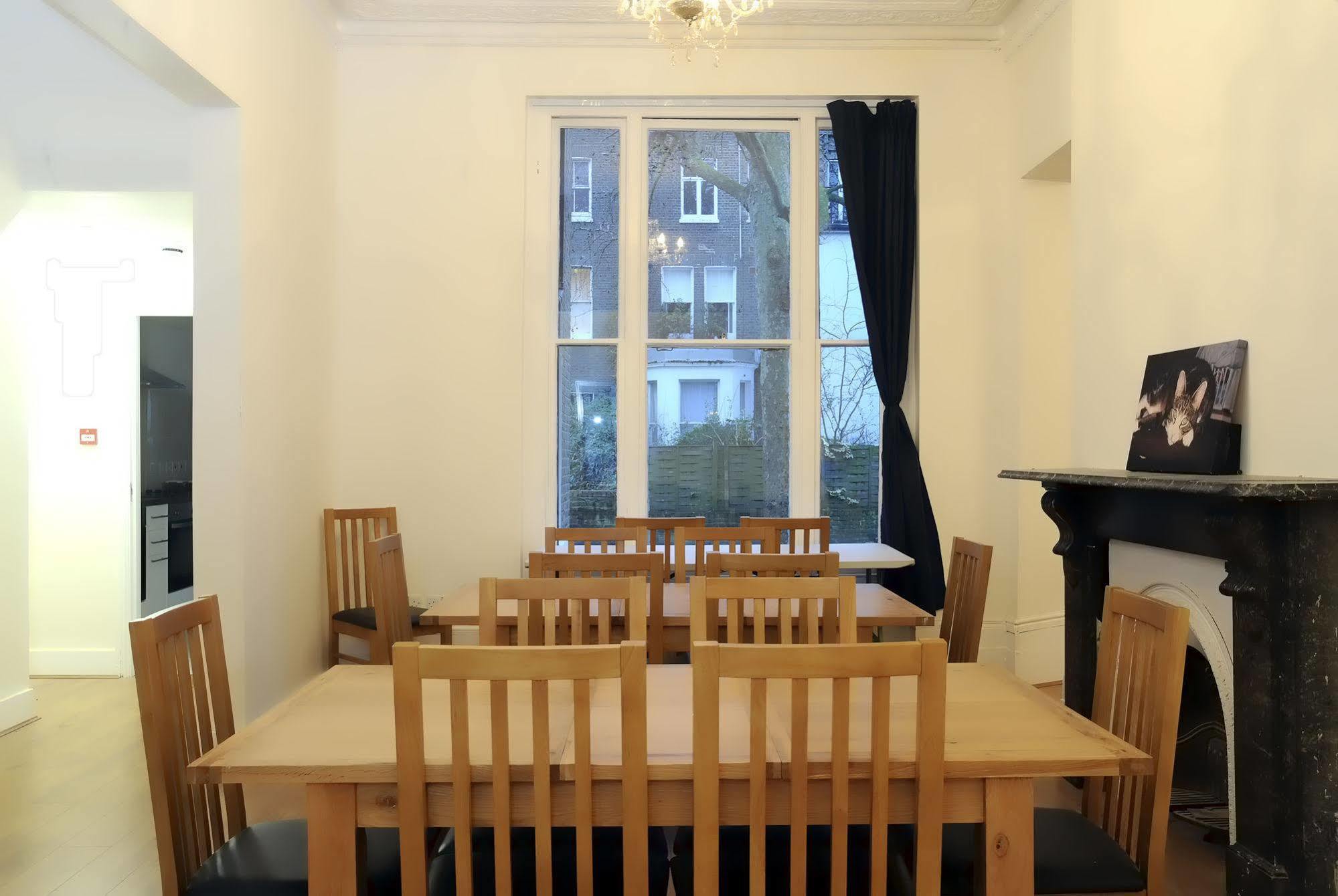 Saint James Backpackers Londra Esterno foto