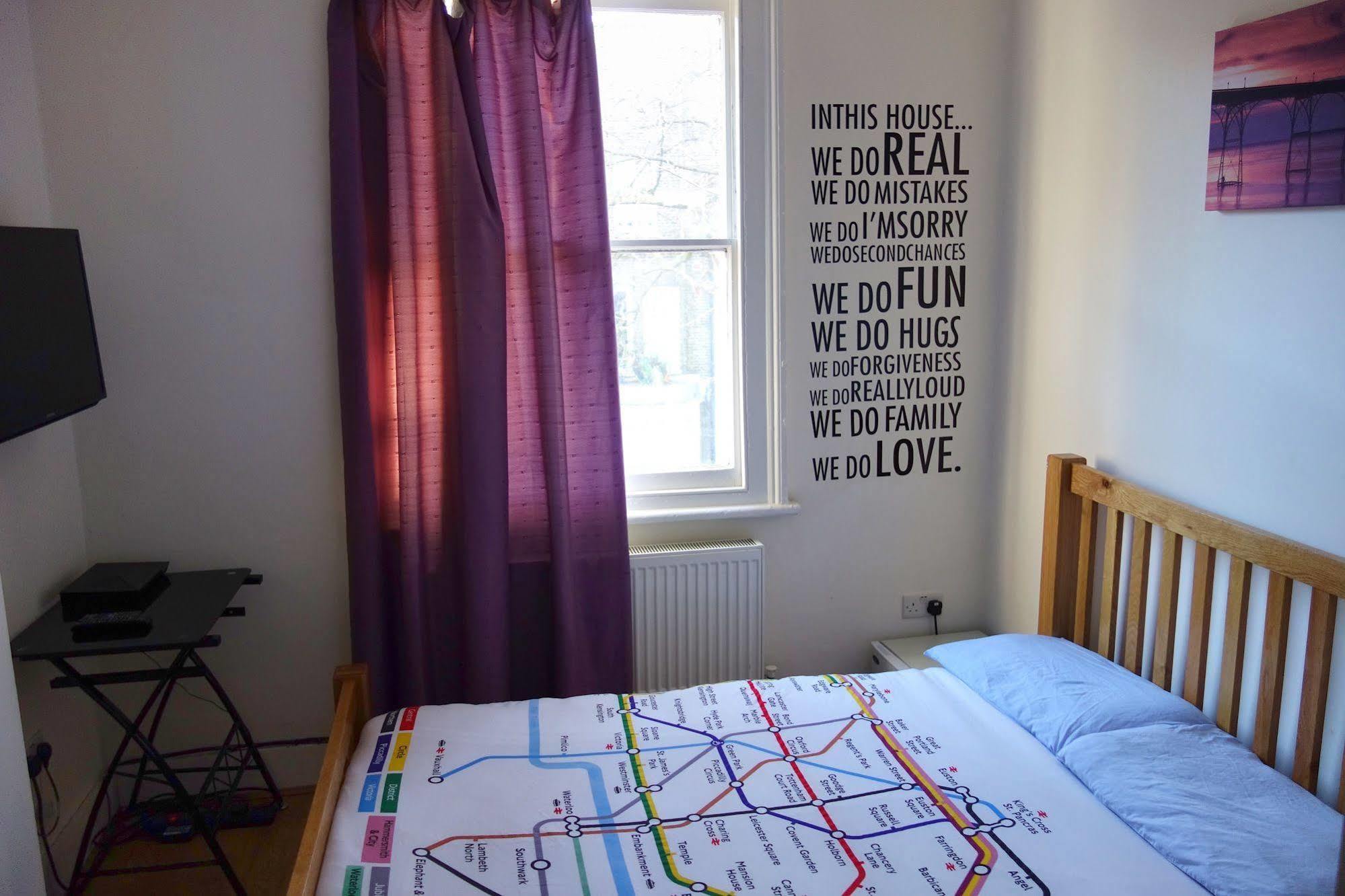Saint James Backpackers Londra Esterno foto